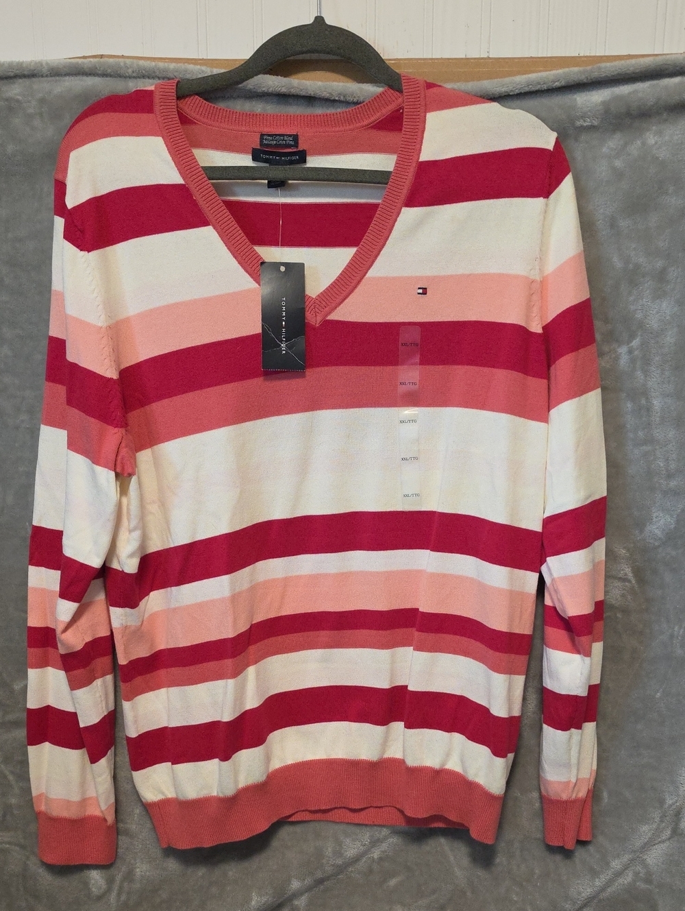NWT Tommy Hilfiger Striped V-Neck Sweater in Red, Pink & White